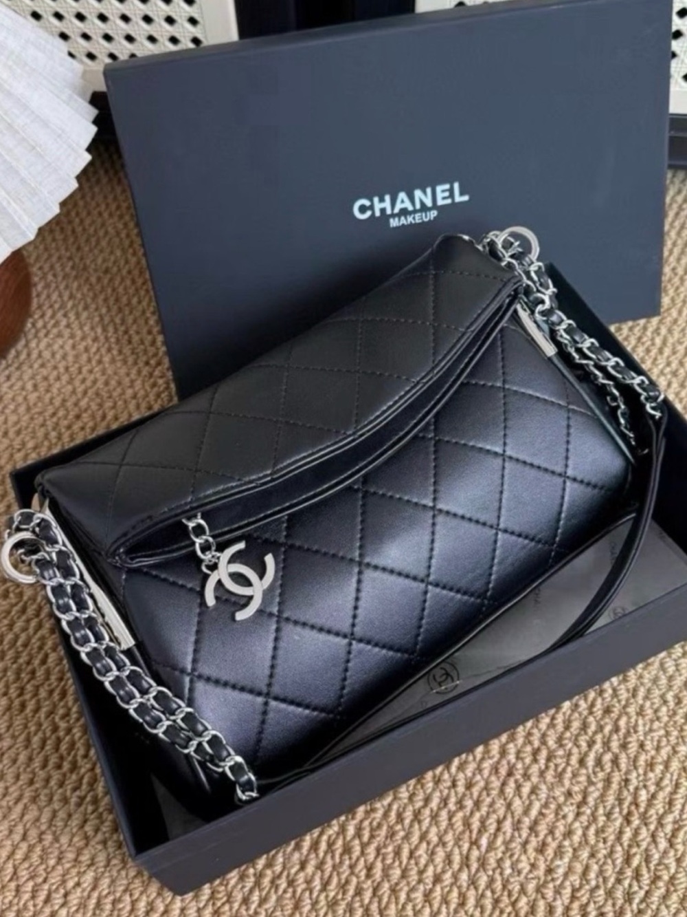 Chanel VIP / GWP Black Versatile Shoulder Bag W / Silver Hardware